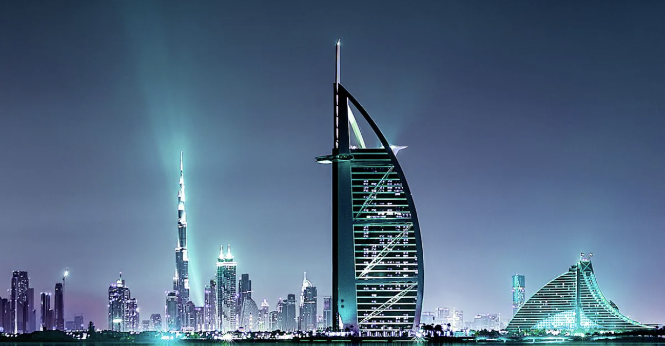 AL VIA L'ALTAGAMMA CLUB A DUBAI
